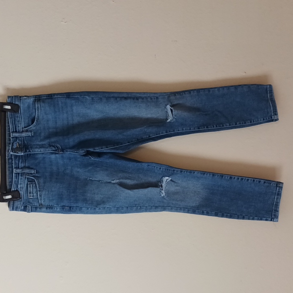 Universal thread hige rise Skinny crop Size 25/R Color Blue